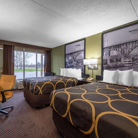 Super 8 By Wyndham Perrysburg-Toledo Hotel Exterior photo